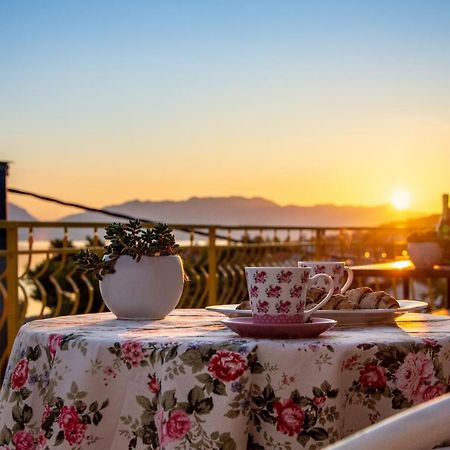 Apartment Nely - Sea, Terrace And Peace Trogir Bagian luar foto