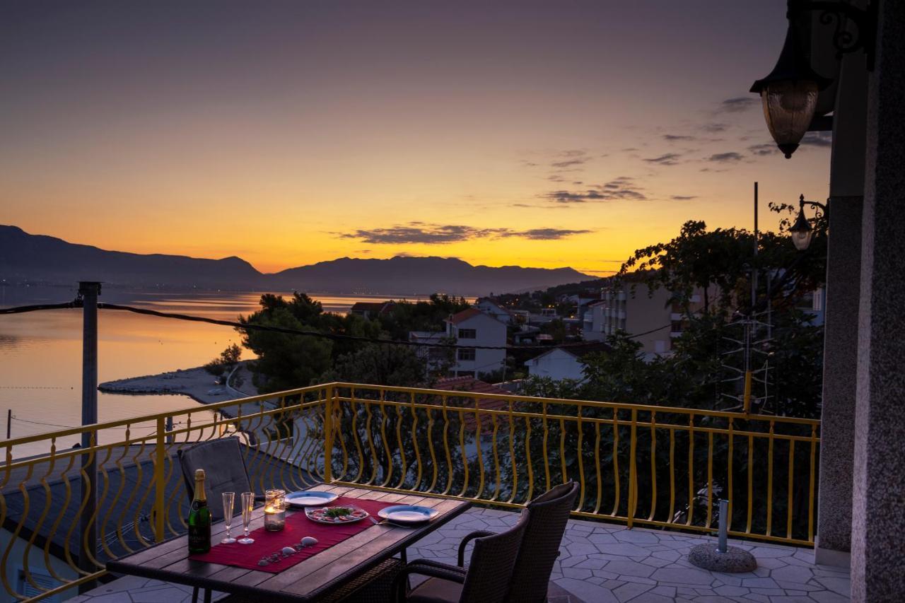 Apartment Nely - Sea, Terrace And Peace Trogir Bagian luar foto