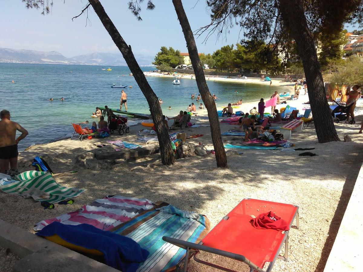 Apartment Nely - Sea, Terrace And Peace Trogir Bagian luar foto